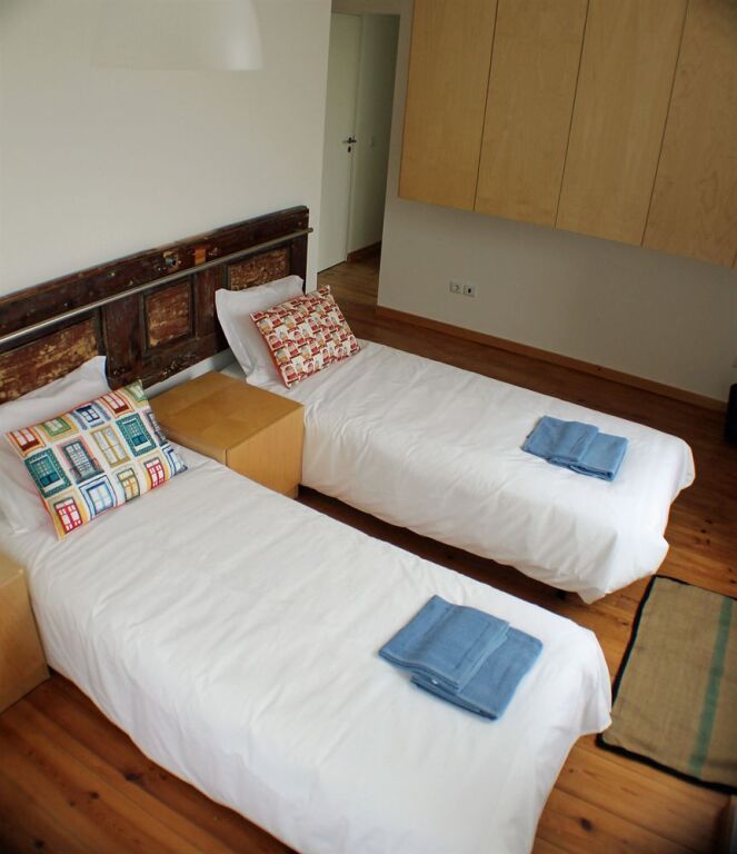 the elevator hostel exterior