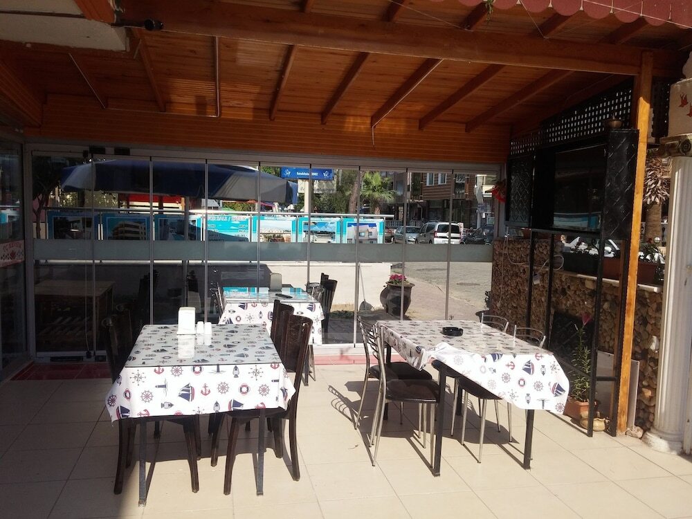 Uc Mevsim Otel exterior