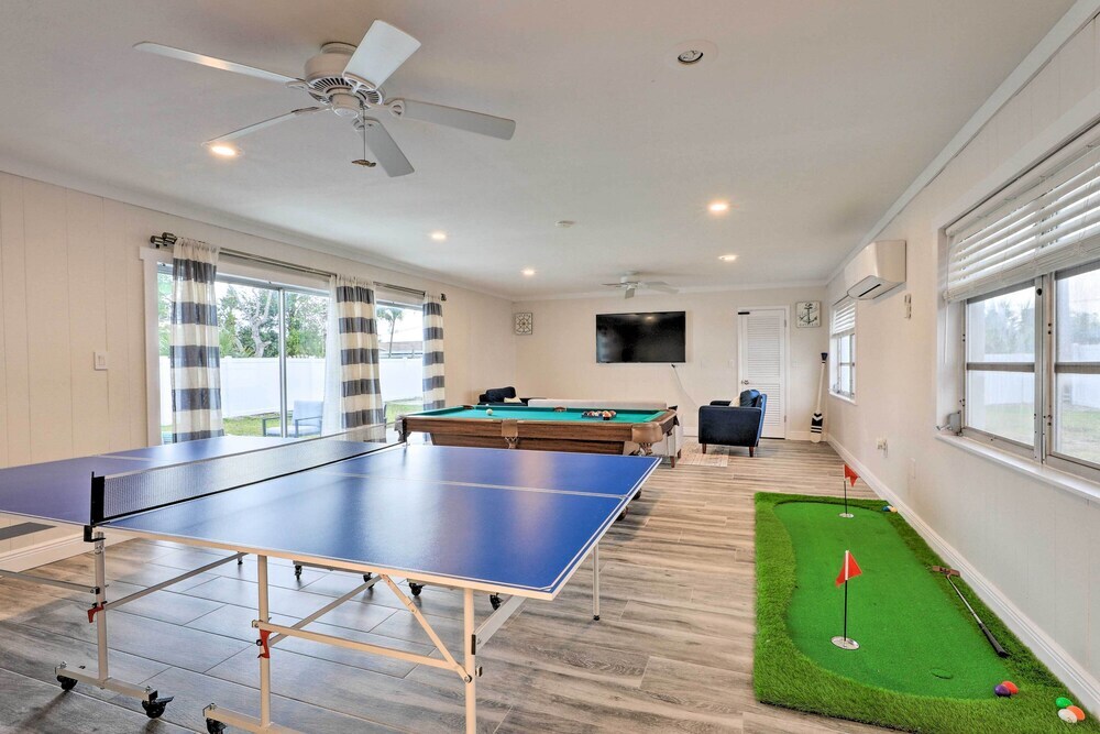 pet-friendly home ~ 6 mi to anna maria island exterior