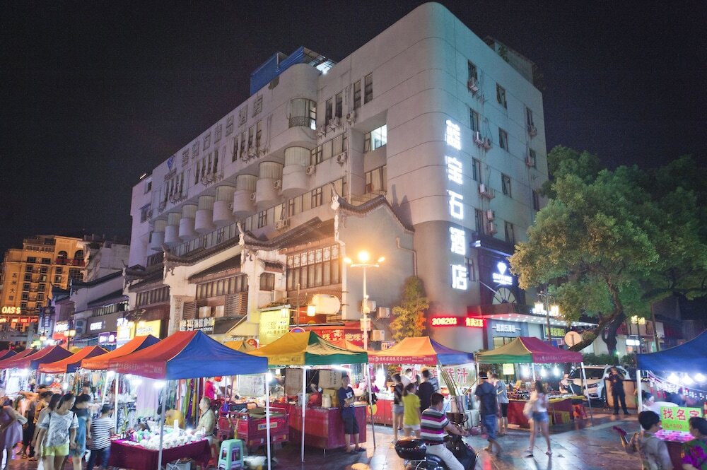 Guilin Sapphire hotel exterior