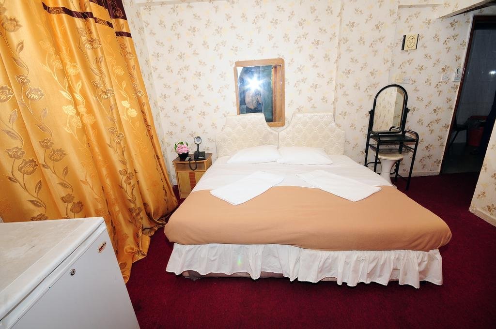 2 Bedrooms Standard Single room
