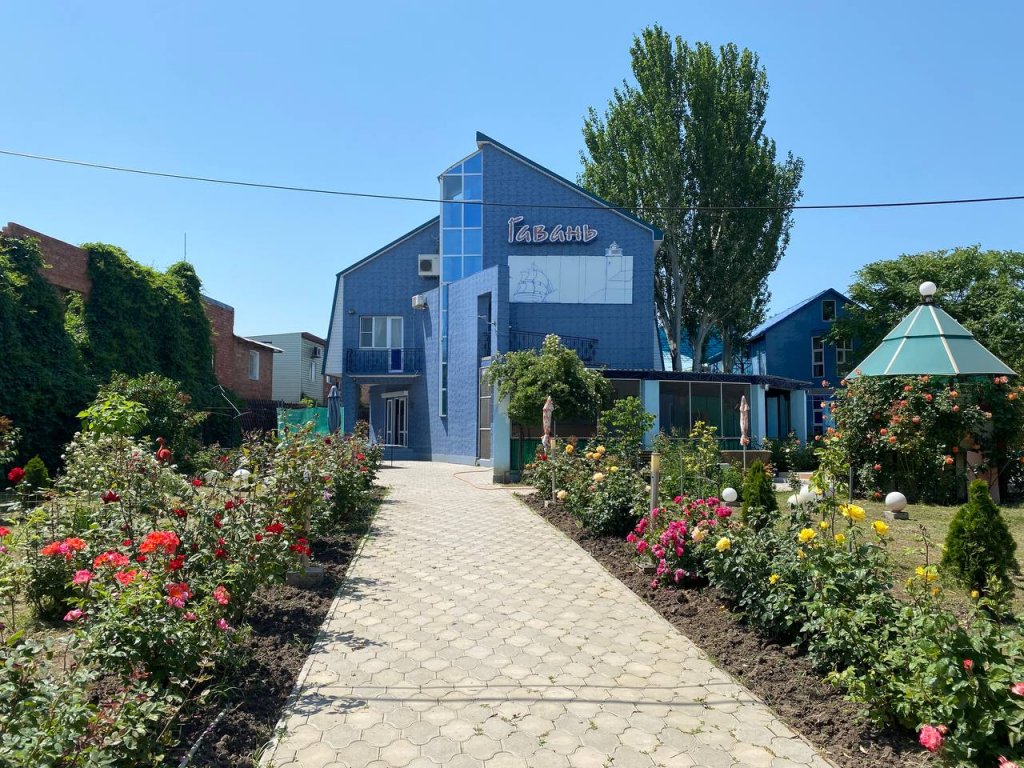 Gavan Hotel exterior