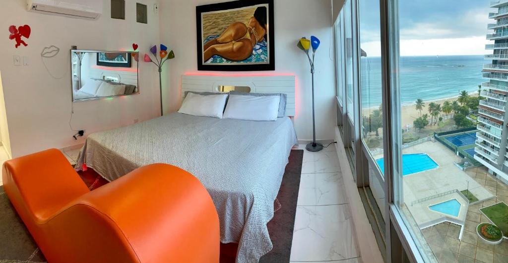 Ocean View apt on Isla Verde in a 14th floor exterior