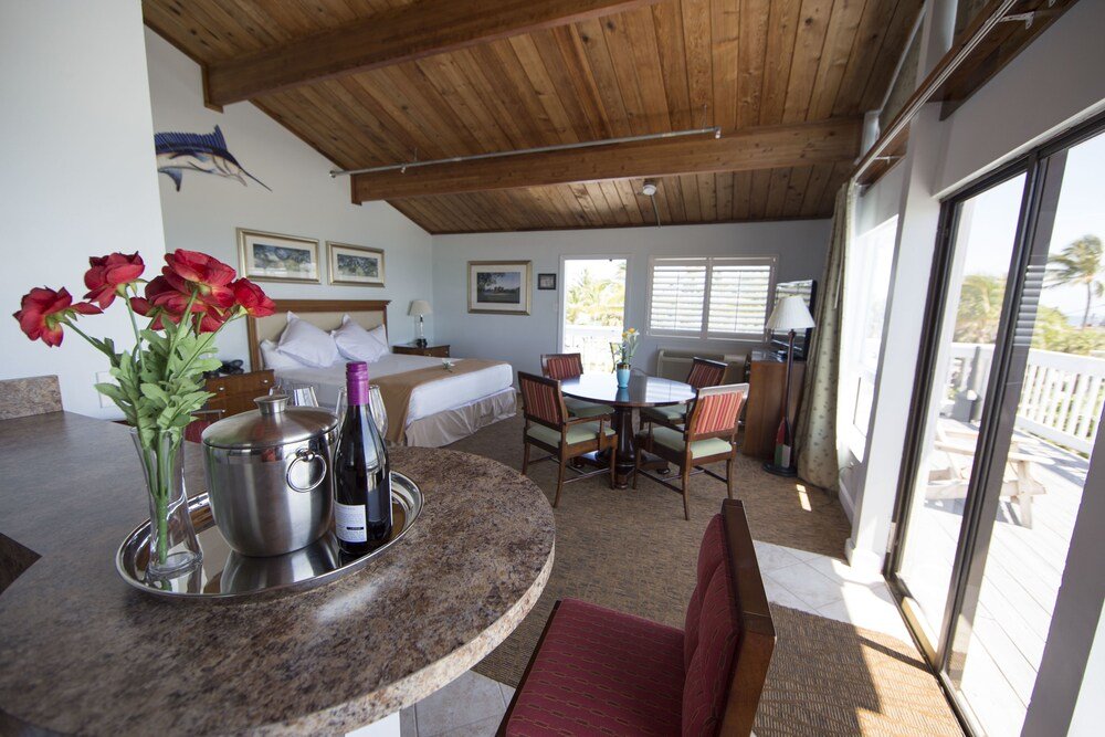 Double Suite with balcony and with sea view full double bed