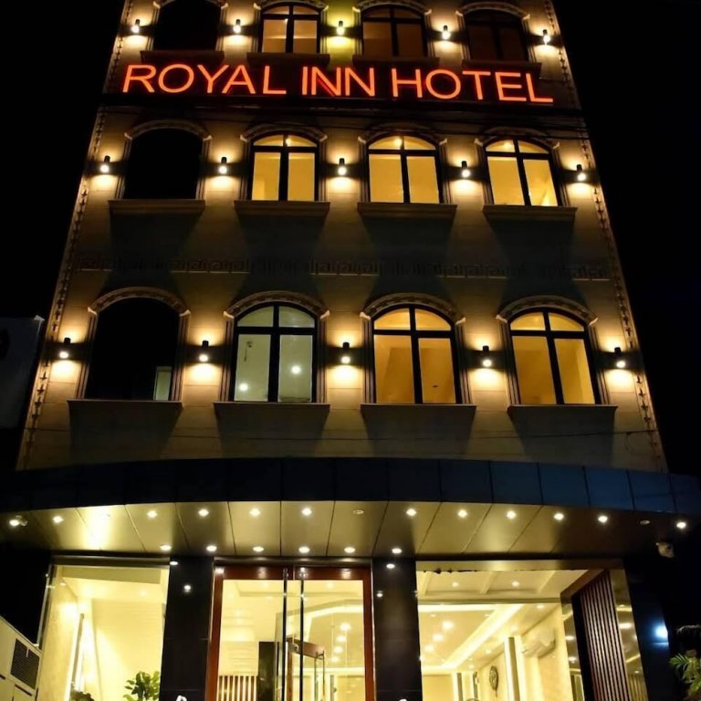 Royal Inn Hotel exterior