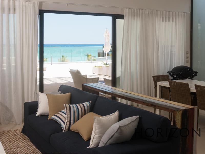 Cap Ouest Apartments by Horizon Holidays exterior