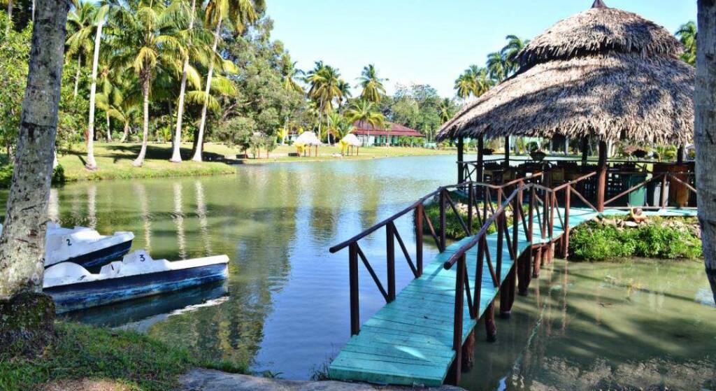 Villa San Jose Del Lago exterior