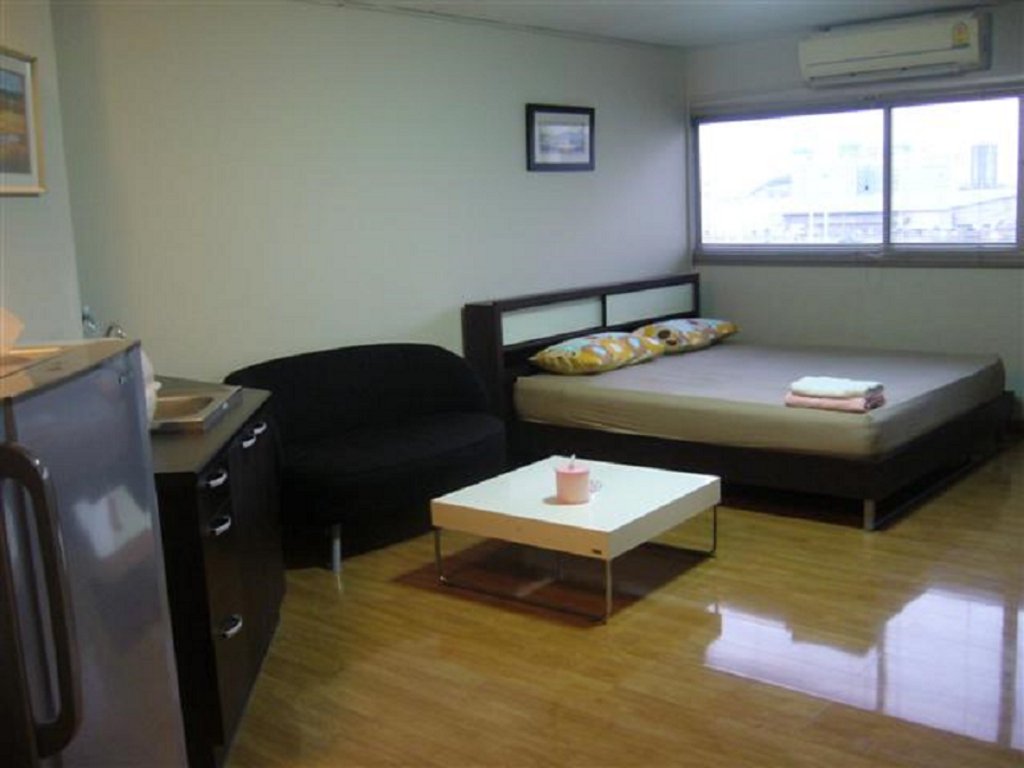 Impact Mueang Thong Thani Service Condo Apart-Hotel exterior