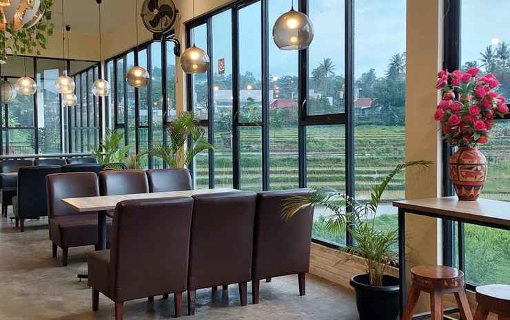 Oemah Djari Guest House Salatiga exterior