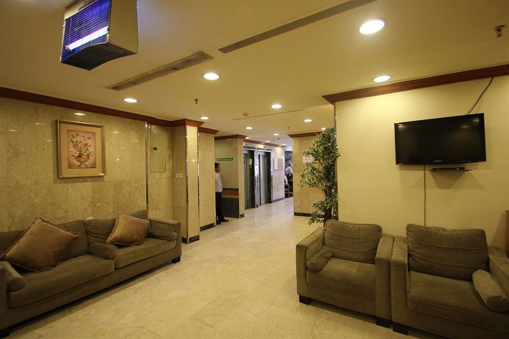 Hanin of Al Firdous Hotel exterior