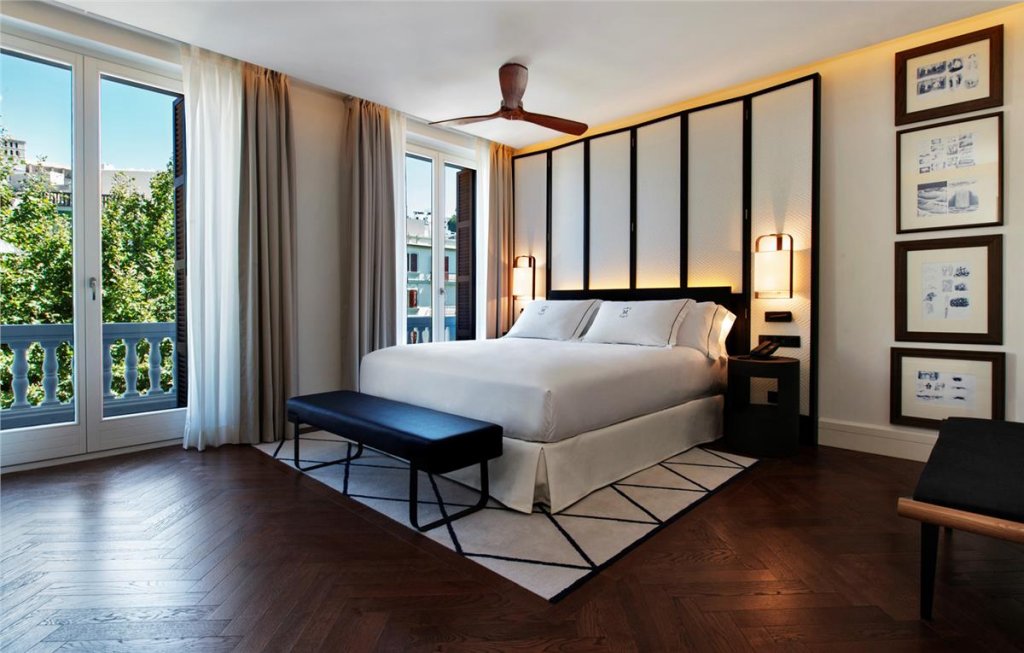 Double Vara De Rey full double bed