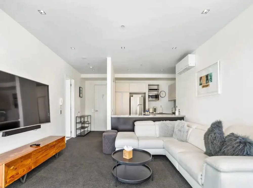 Stunning Views Of Viaduct Harbour! Free Parking exterior