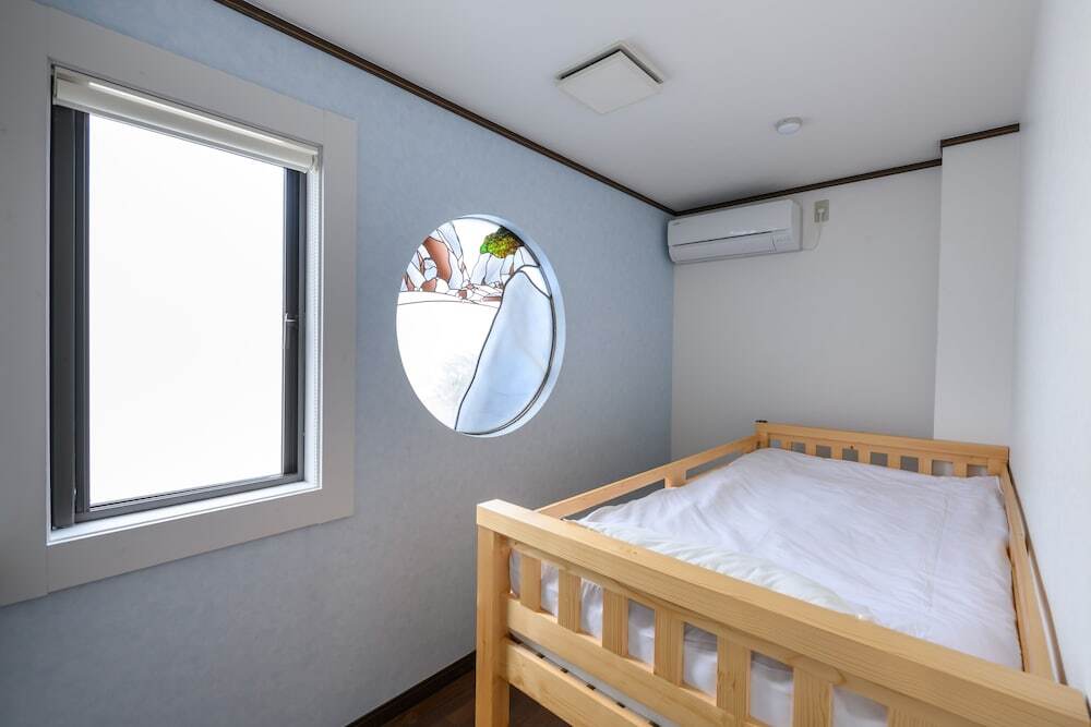 Economy Double room full double bed