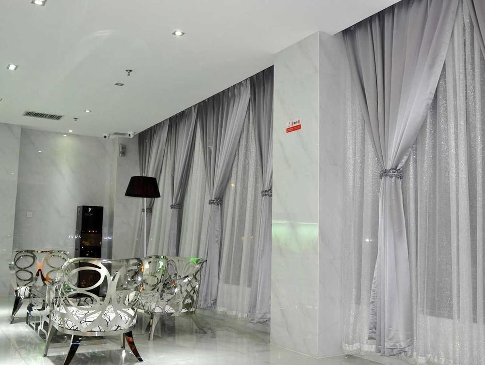 Weila Nika Hotel Puyang exterior