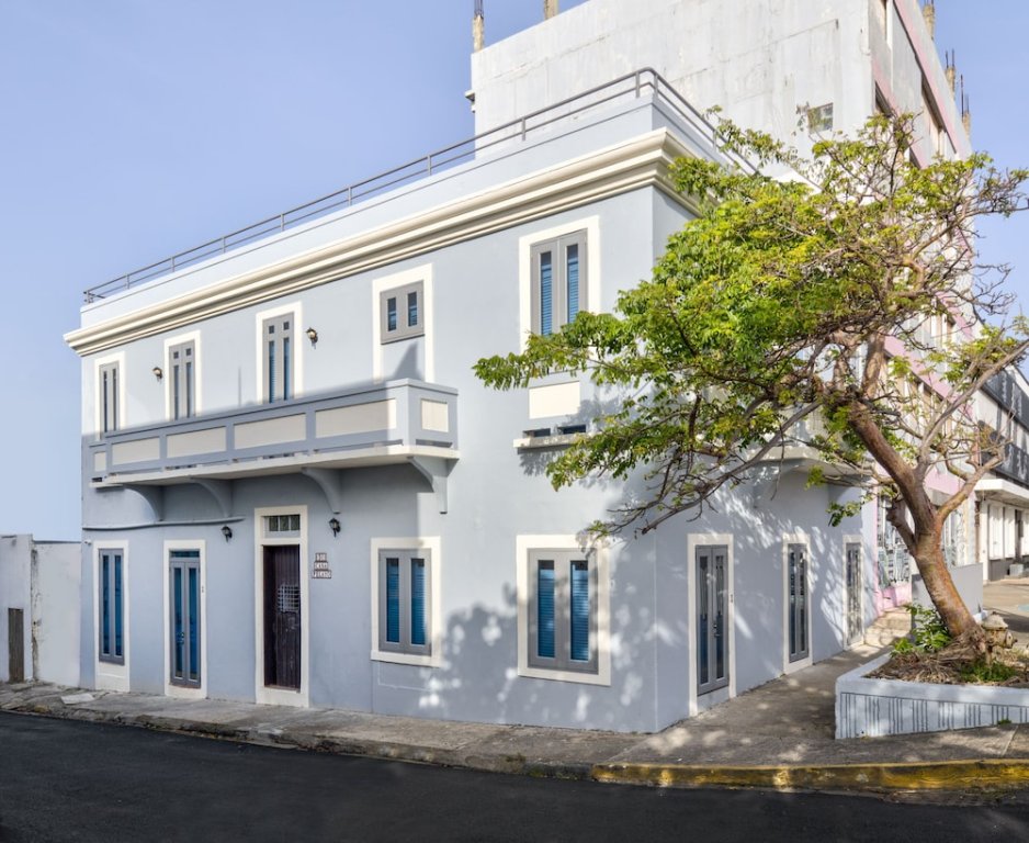 Casa Pelayo exterior