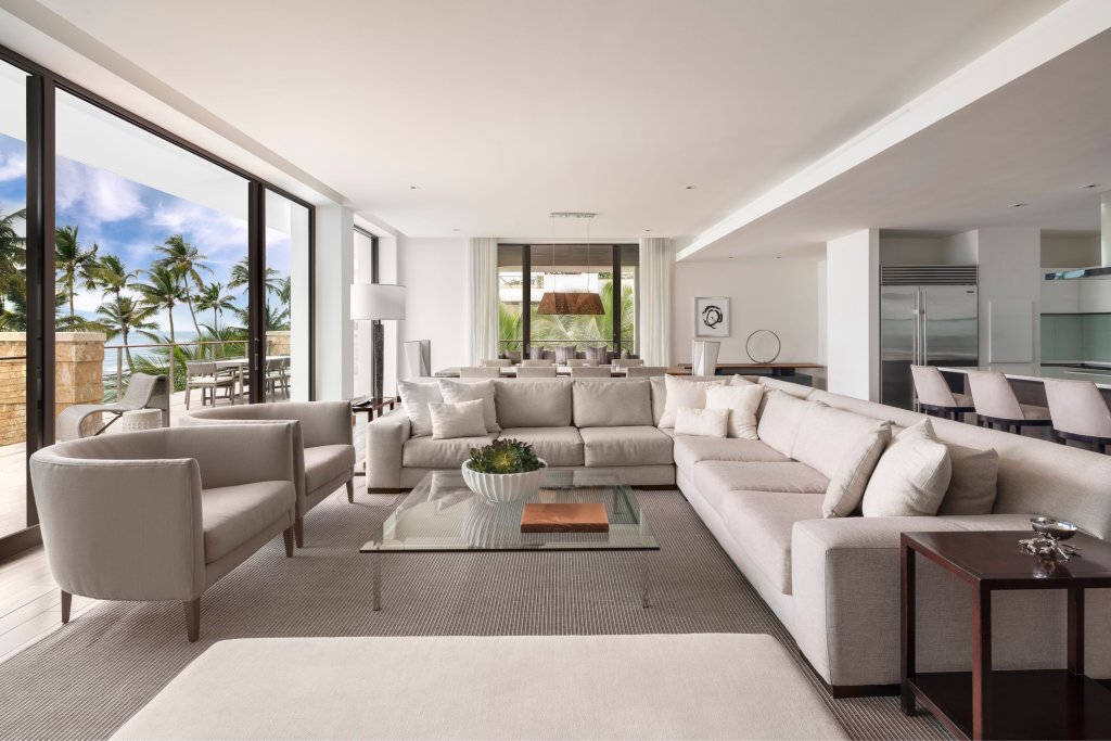 1 Bedroom Double Suite with sea view full double bed