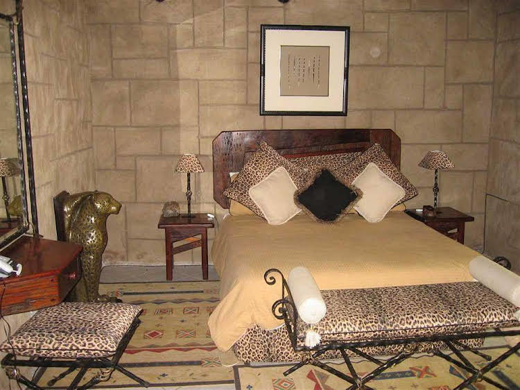Witwater Safari Lodge & Spa exterior