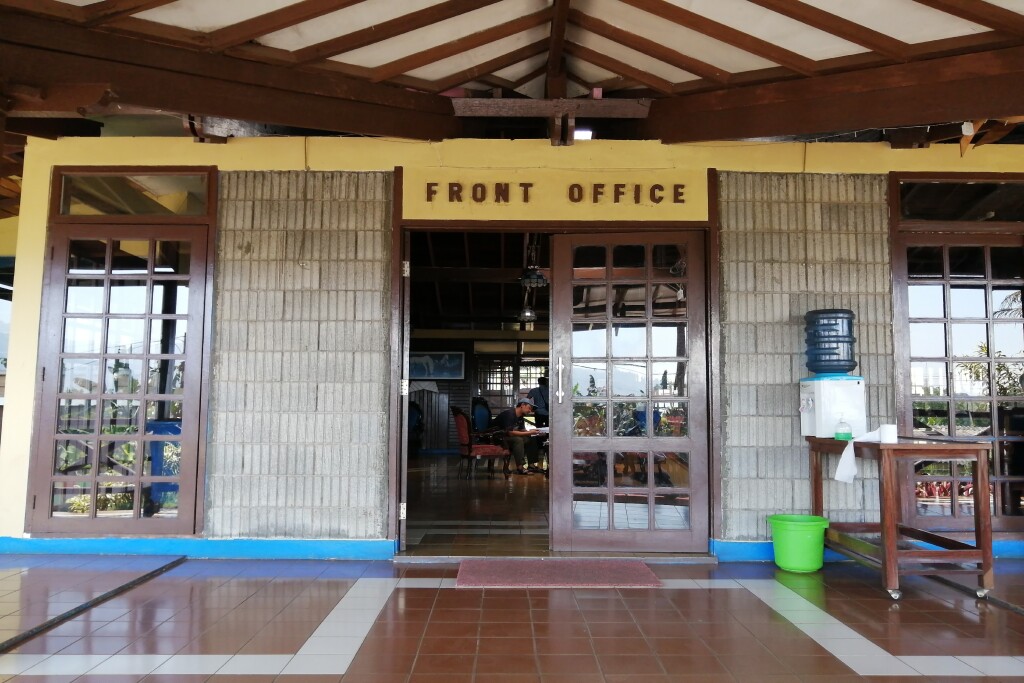 Hotel Lembah Nyiur Cikopo Redpartner exterior