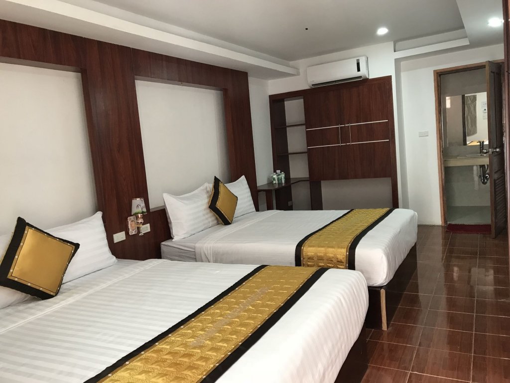 Standard Double room twin beds