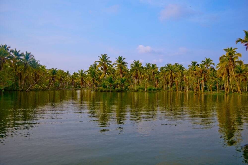 Leela Backwaters Inn exterior