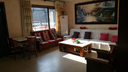 Standard Double room with mountain view full double bed