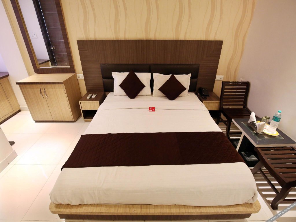 Oyo 1662 Hotel Behl Regency exterior