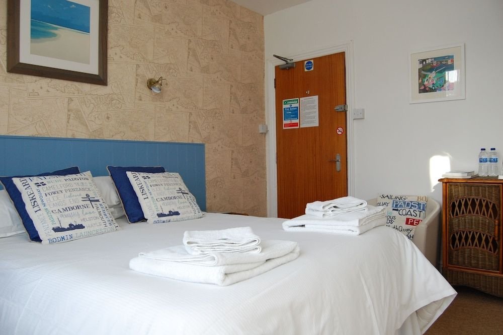 Deluxe Double room with sea view full double bed