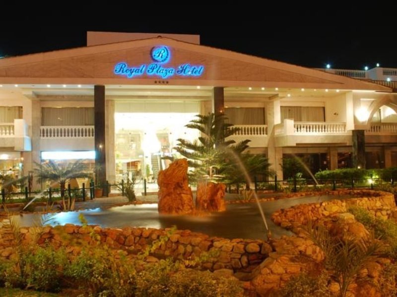 Ramada Plaza Naama Bay exterior