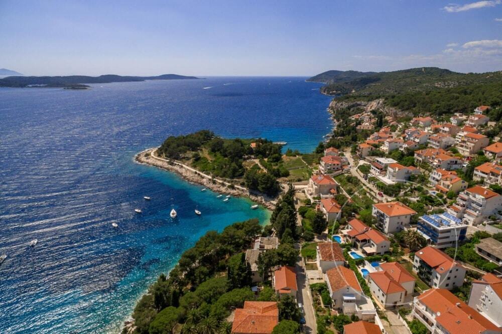 Villa Mare in Hvar With 4 Bedrooms and 3 Bathrooms exterior