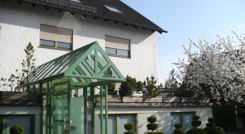 Hotel am Birkenweg exterior