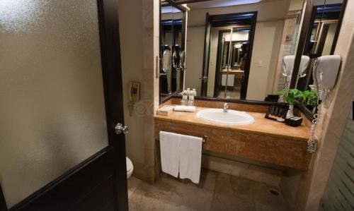 Suites at Punta Cana Bavaro Beach Resort and Spa exterior