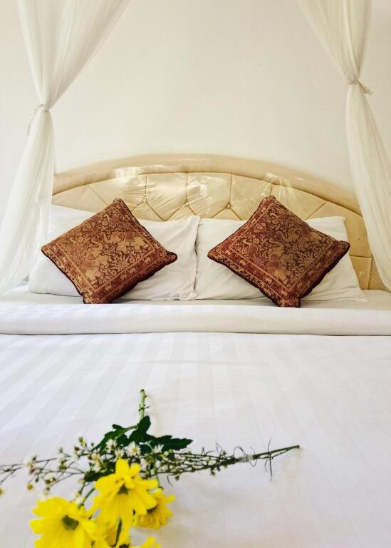 Omah Lembu Villa exterior