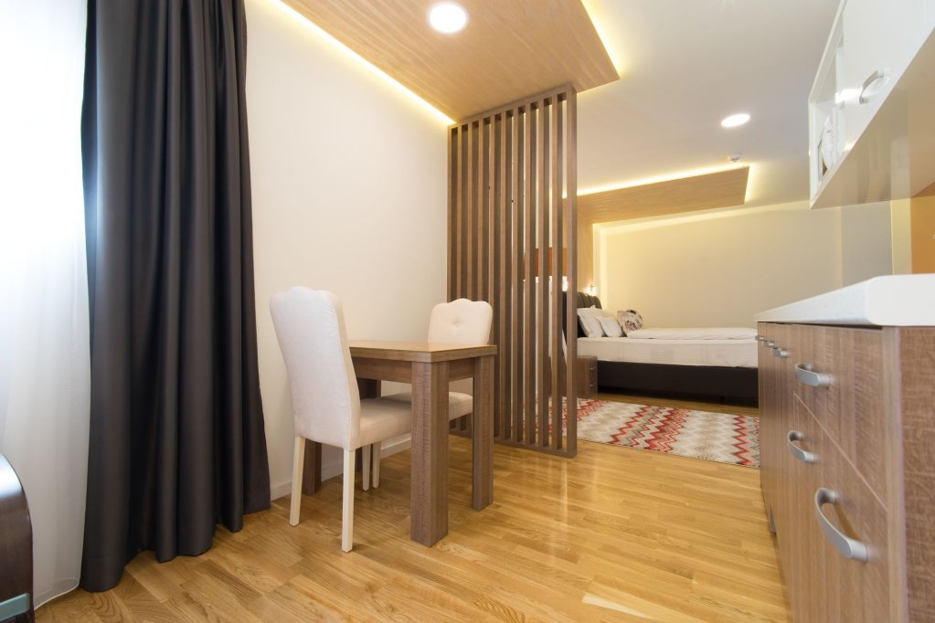 1 Bedroom Economy Single room single bed