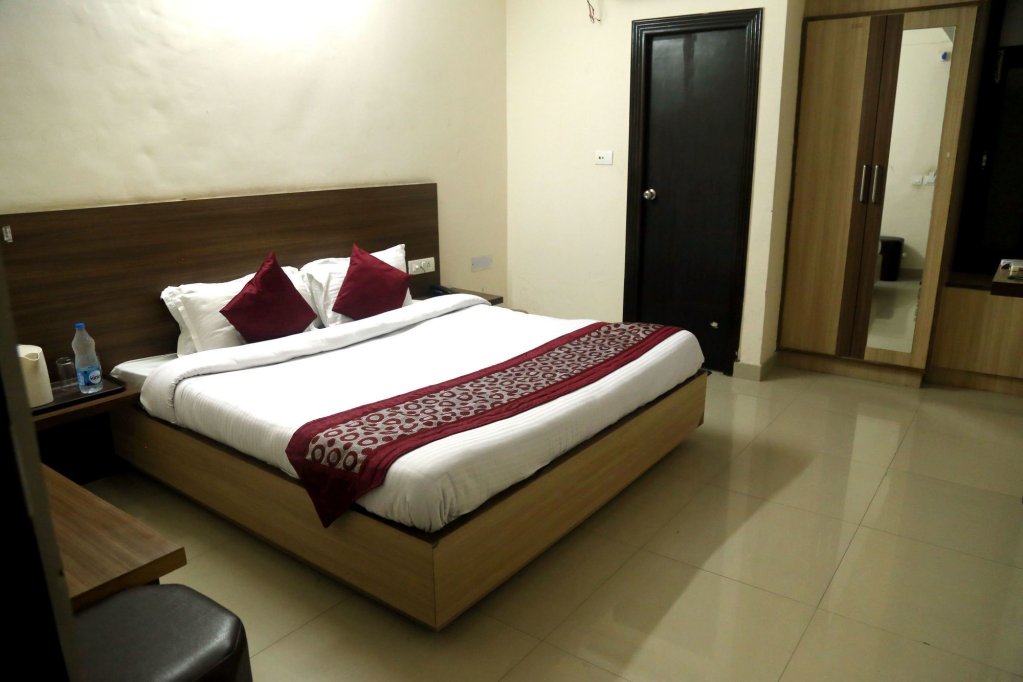 Hotel Karma By OYO Rooms exterior