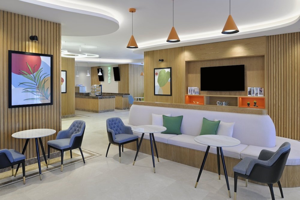 Holiday Inn Jeddah Corniche, an IHG Hotel exterior