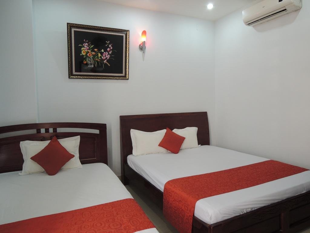 Tuan Long Hotel by OYO  Rooms exterior