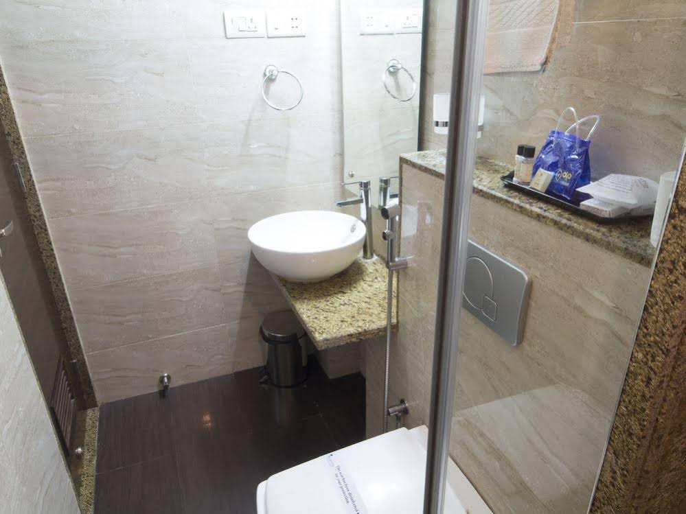 OYO Premium Kanjurmarg Bhandup West exterior