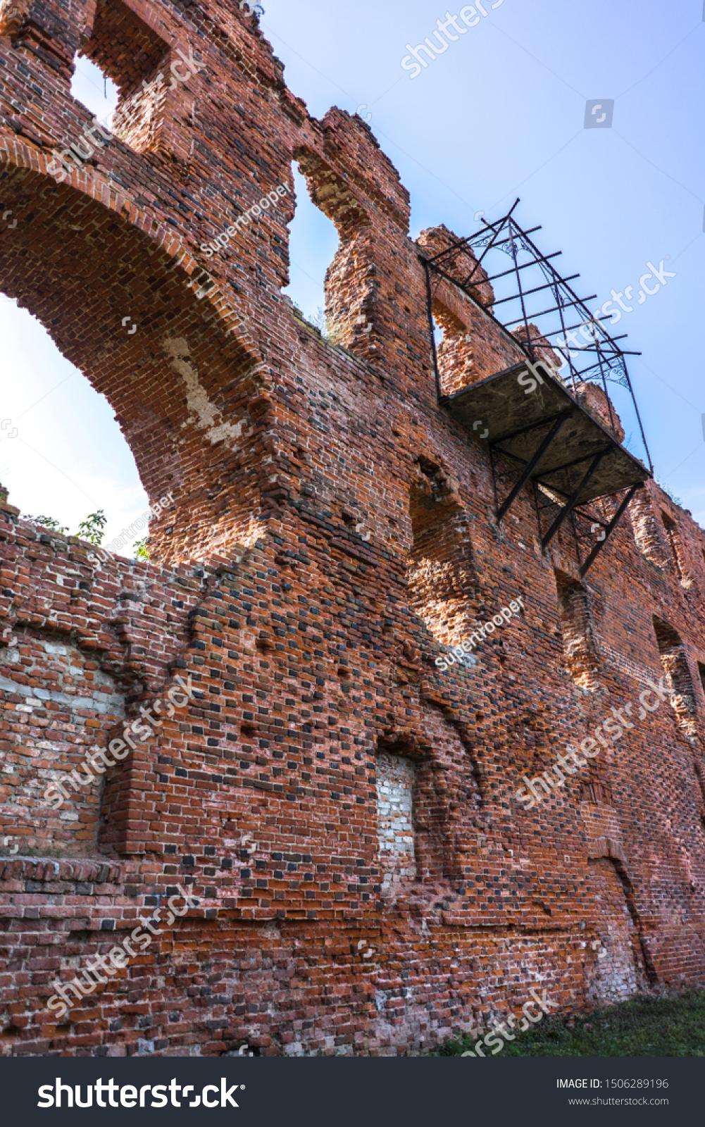 Ragnit Castle photo 2