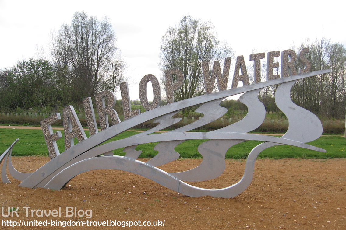 Fairlop Waters Country Park photo 2