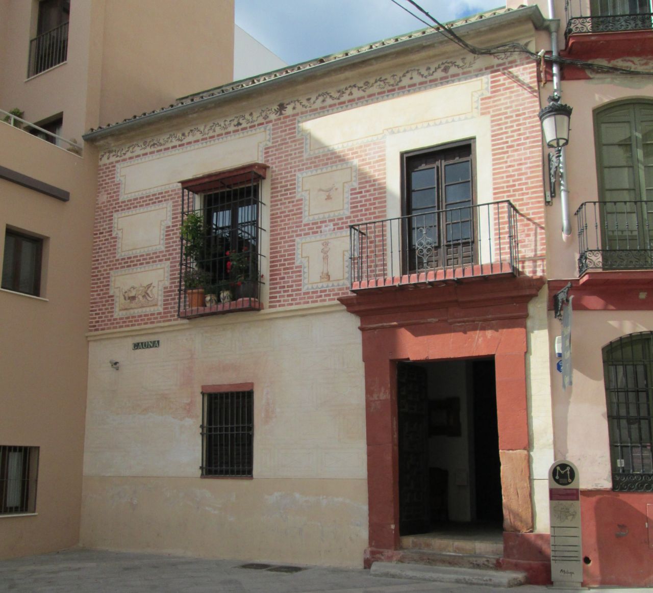 Museo del Vidrio y Cristal de Málaga photo 3