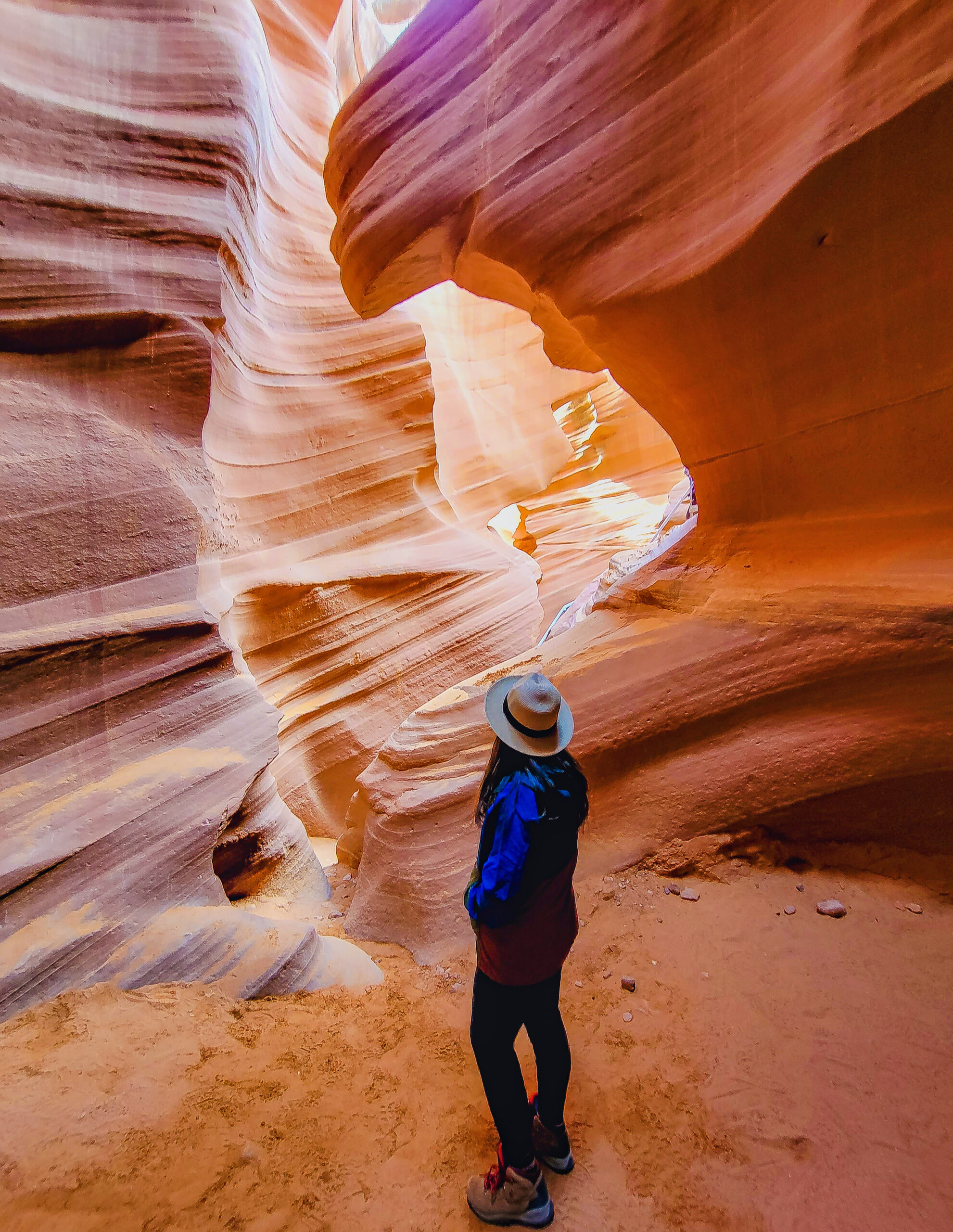 Lower Antelope Canyon hero