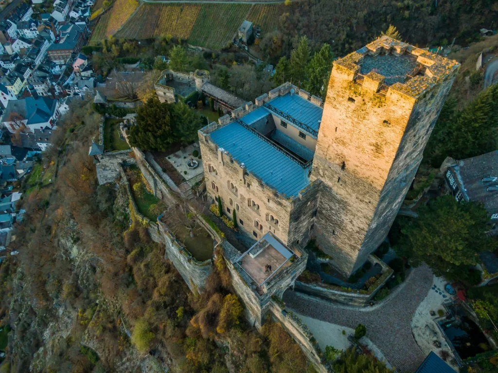 Burg Gutenfels photo 3