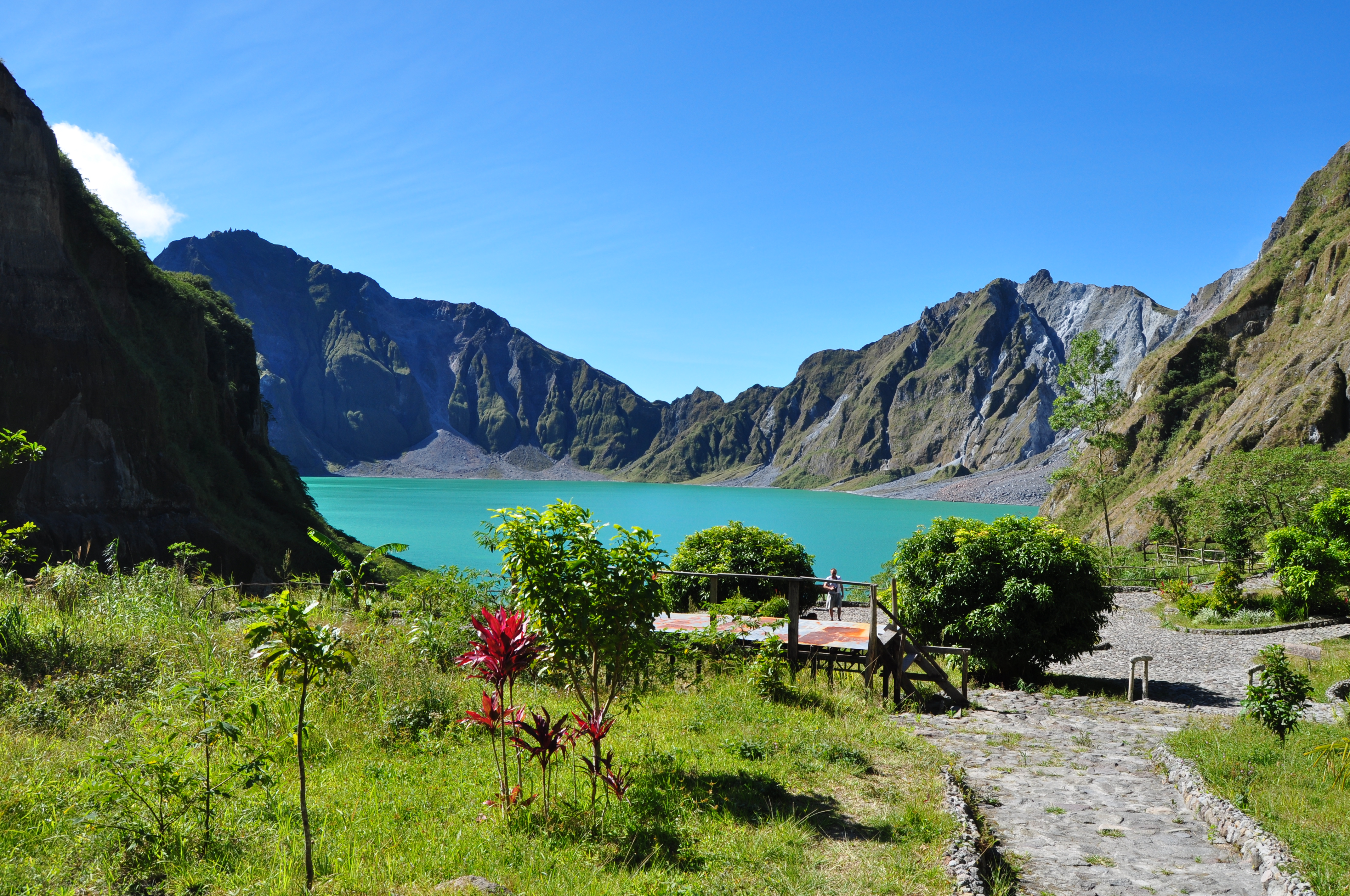 Mt Pinatubo hero