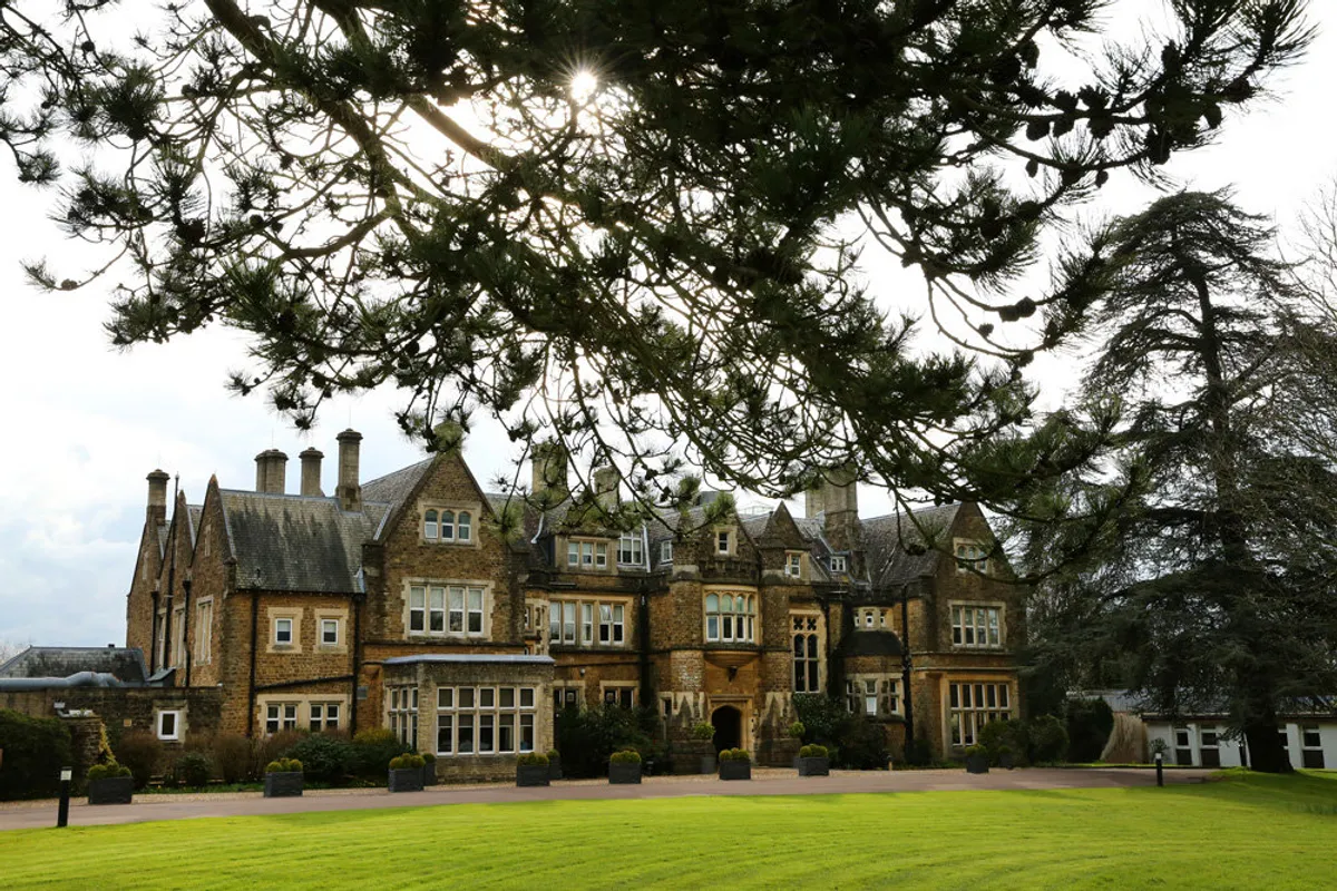 Hartsfield Manor photo 1