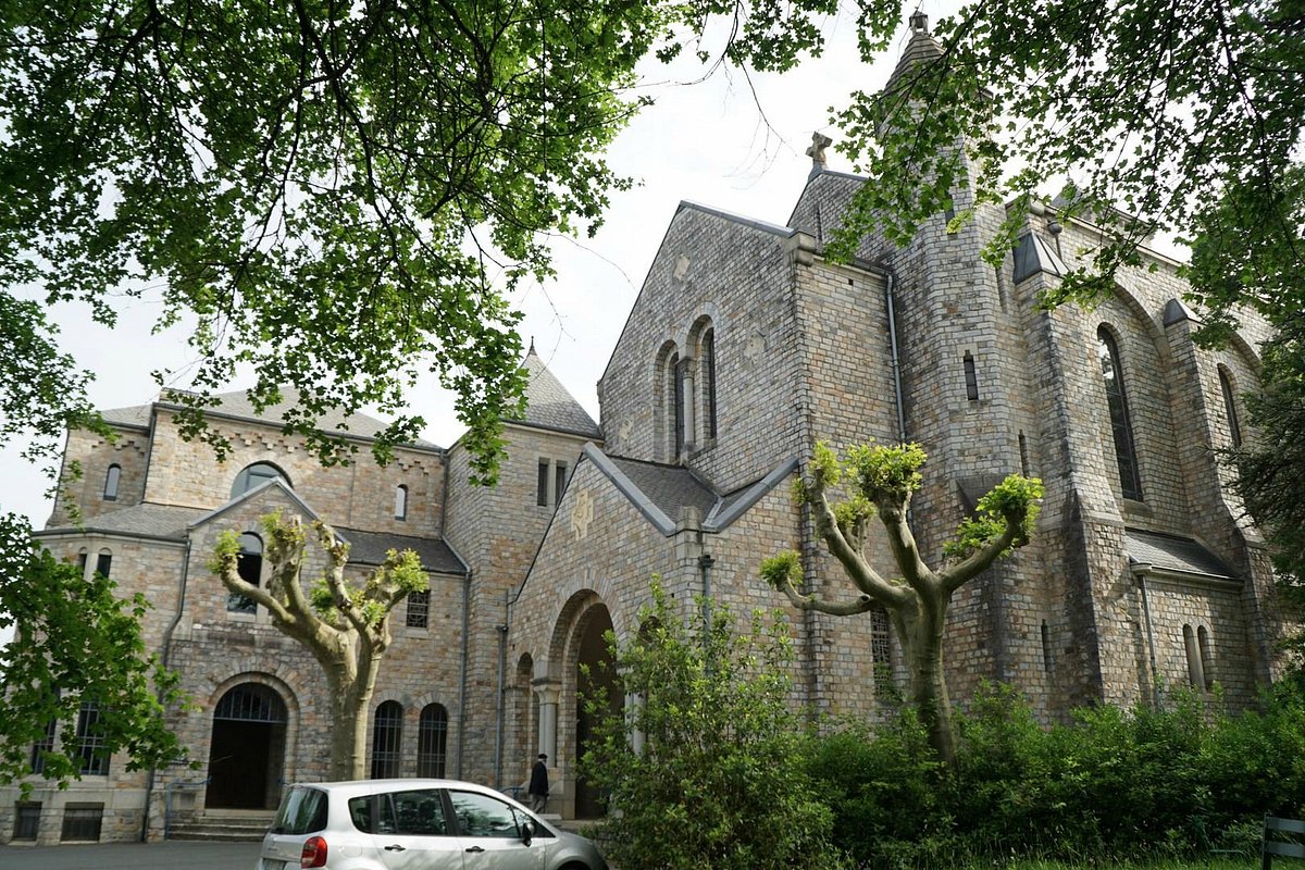 Abbaye Saint-Benoît d'En Calcat photo 3
