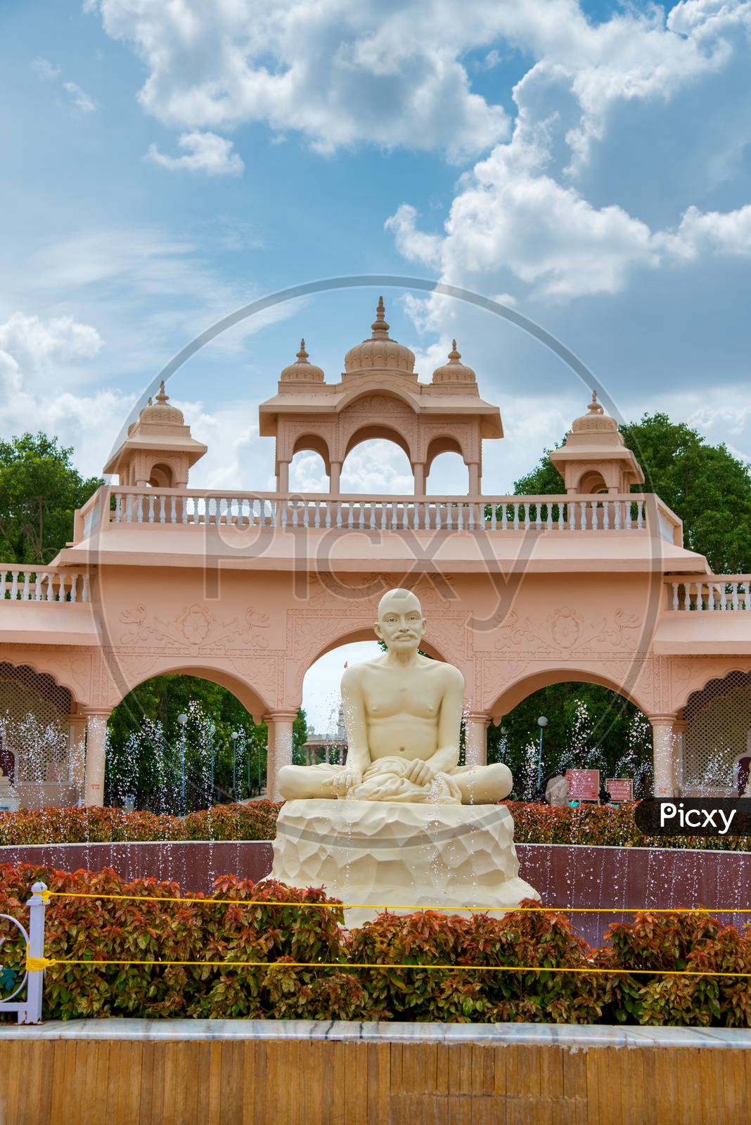 Shri Gajanan Maharaj Sansthan, Shegaon photo 2