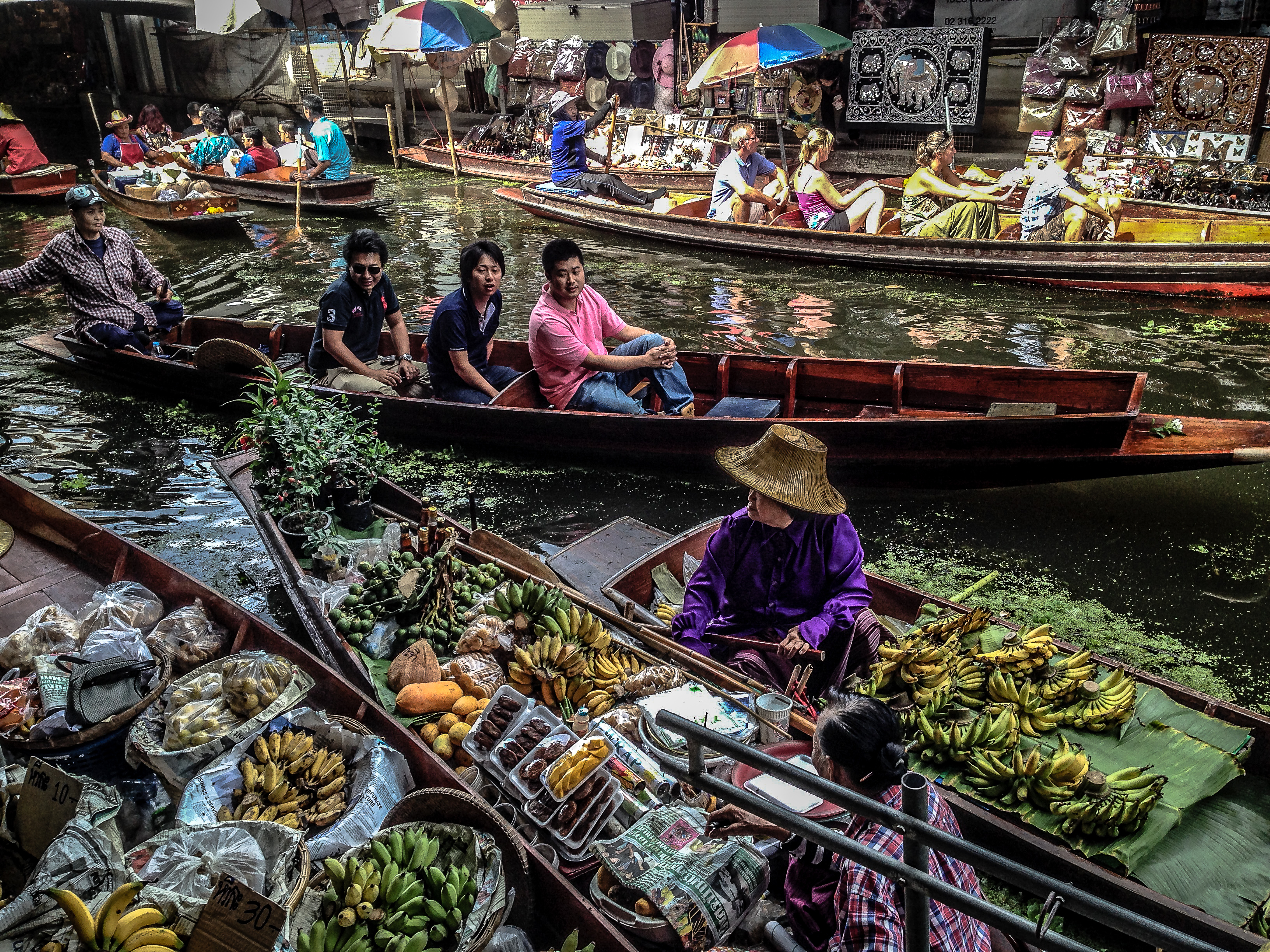 Damnoen Saduak Floating Market hero