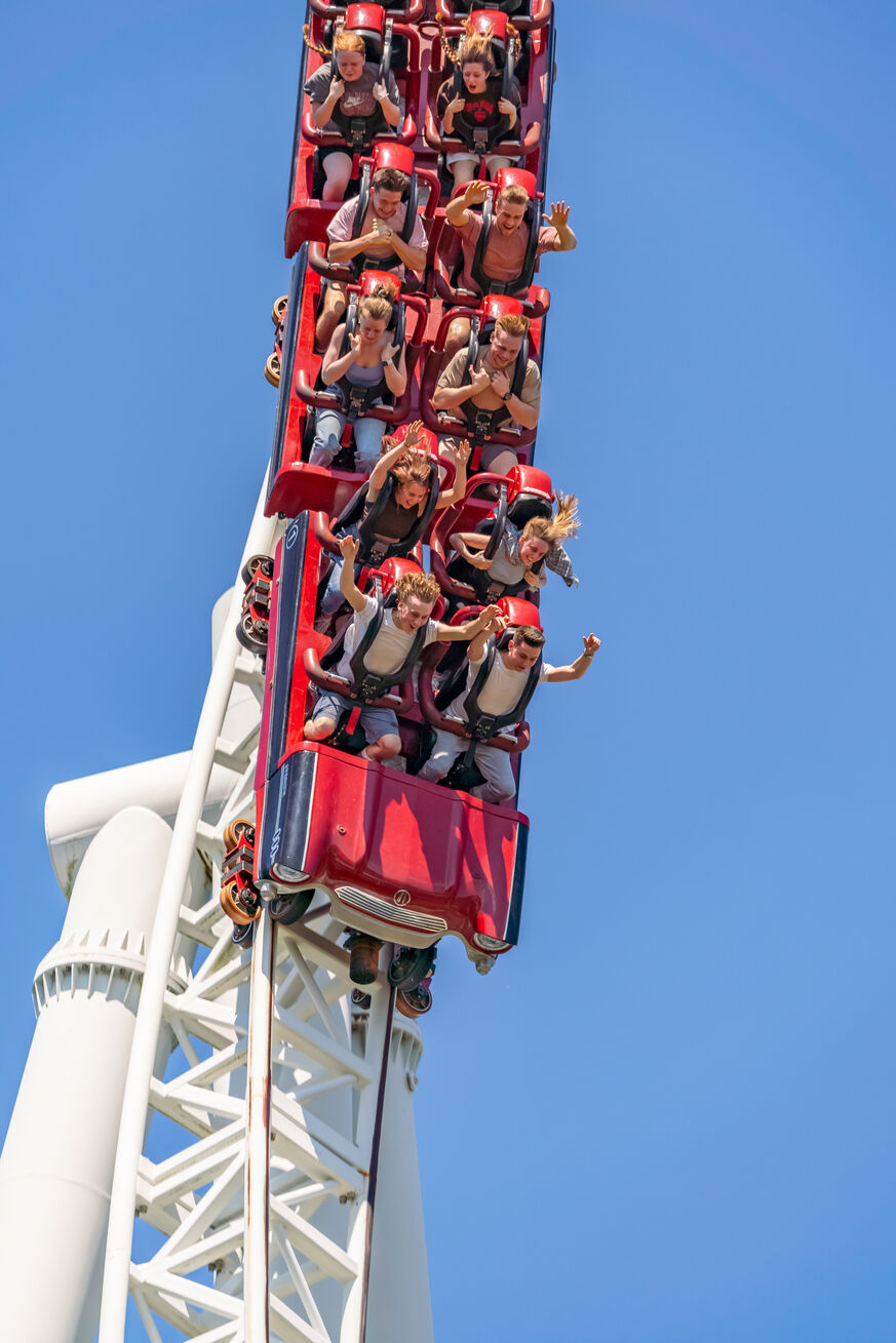 Thorpe Park Resort photo 2