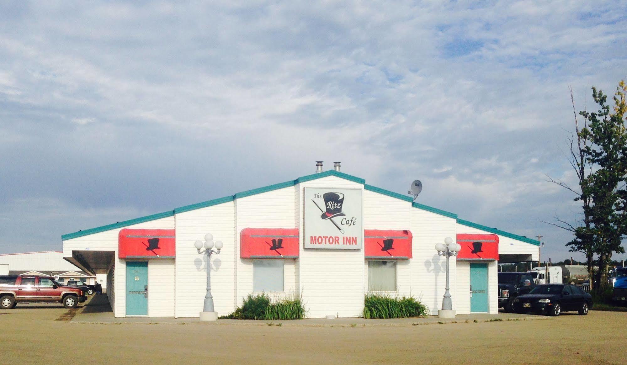 The Ritz Cafe & Motor Inn photo 2