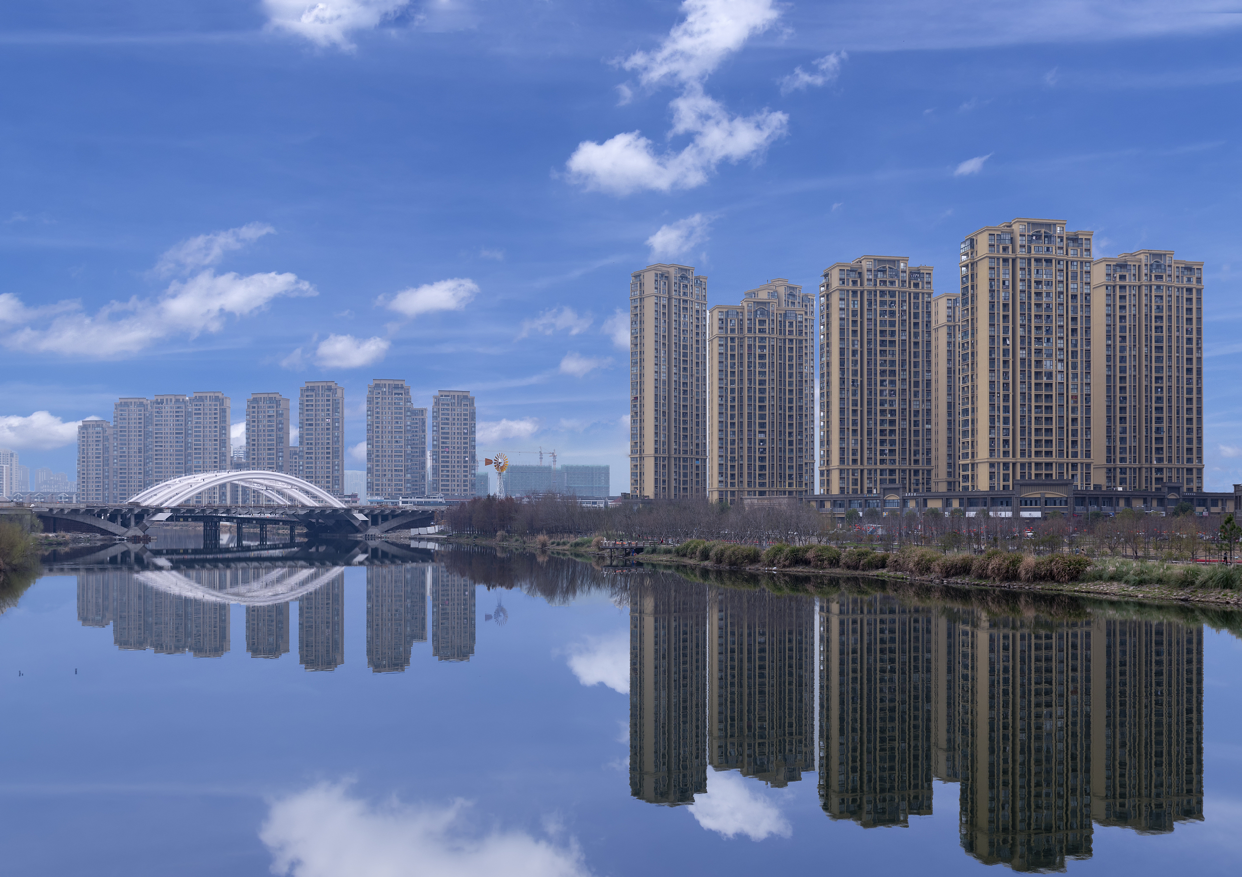 Jiufeng Park （Southwest Gate） | Voyin Places | Voyin